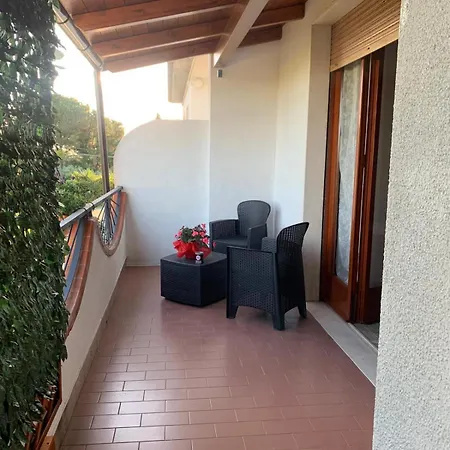 Villarosa 4* ואסטו